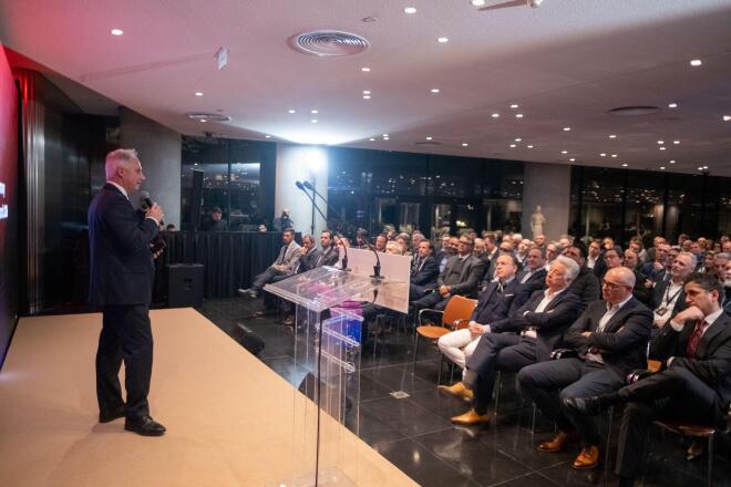 Renault: Στην Αθήνα έγινε το παγκόσμιο sυνέδριο εισαγωγέων 