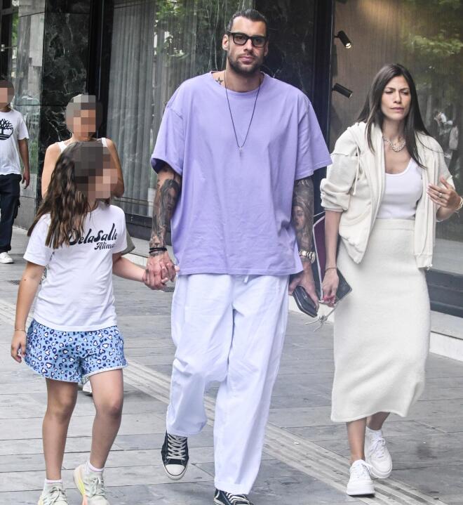 Ο Γιώρος Πρίντεζης, με τη σύζυγο και την κόρη του / Φωτογραφία: NDP