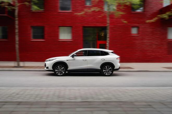 MG HS PHEV+ : Τα έχει όλα και συμφέρει 