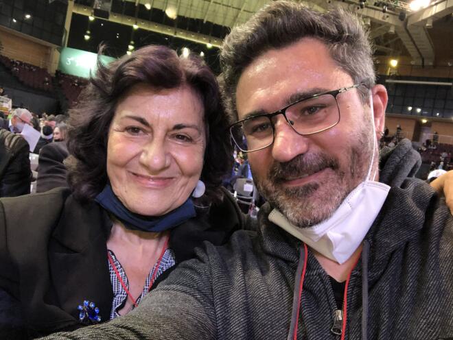 Η Θεανώ Φωτίου με τον γιος της Βασίλη Ρίζο - Facebook