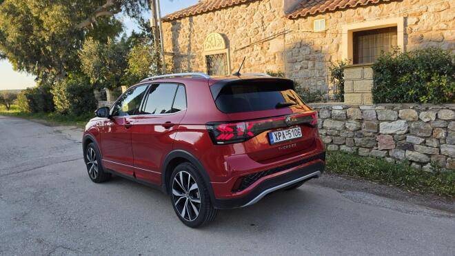Δοκιμάζουμε το νέο VW T-Cross 1,5 TSI 150 PS DSG R-Line  