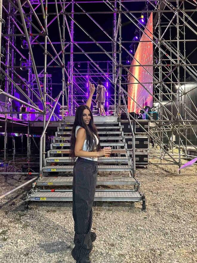 Κέλλυ Κελεκίδου: «Λαοθάλασσα» 10.000 θεατών στη συναυλία της στην Κορυτσά