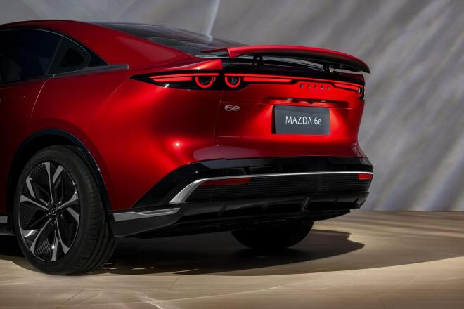 MAZDA 6e: Αναδείχθηκε το αυτοκίνητο με την καλύτερη σχεδίαση για το 2026