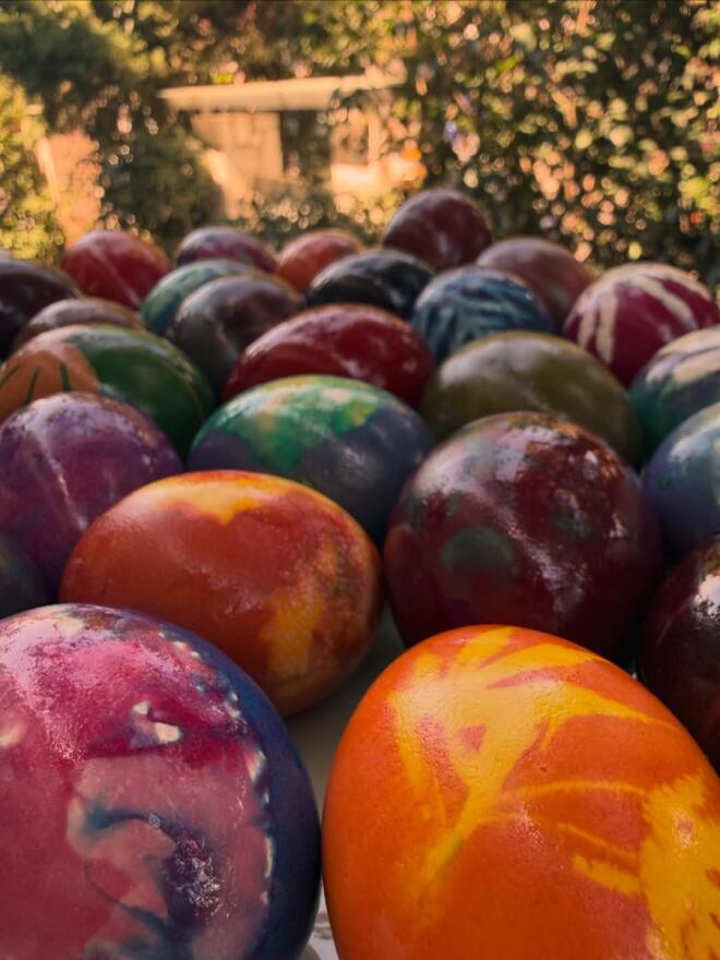 Δες τα αβγά της Κατερίνας Καραβάτου: