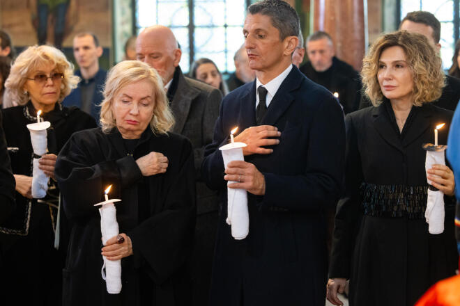 Κηδεία Μιρτσέα Λουτσέσκου 5