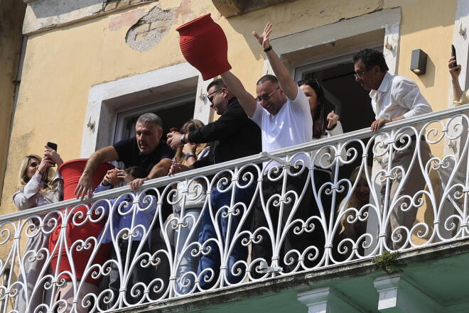 σπάσιμο μπότηδων Κέρκυρα 3