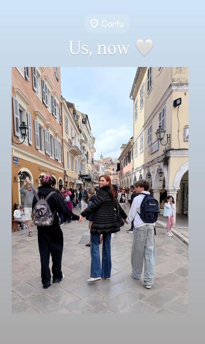 Σίσσυ Χρηστίδου: Σήμερα με τους γιους της...