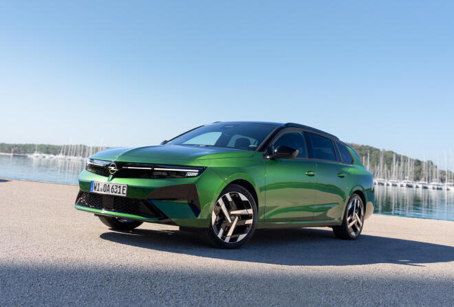 Opel Astra Electric: Επιστρέφει το ηλεκτρικό ρεύμα της μπαταρίας του