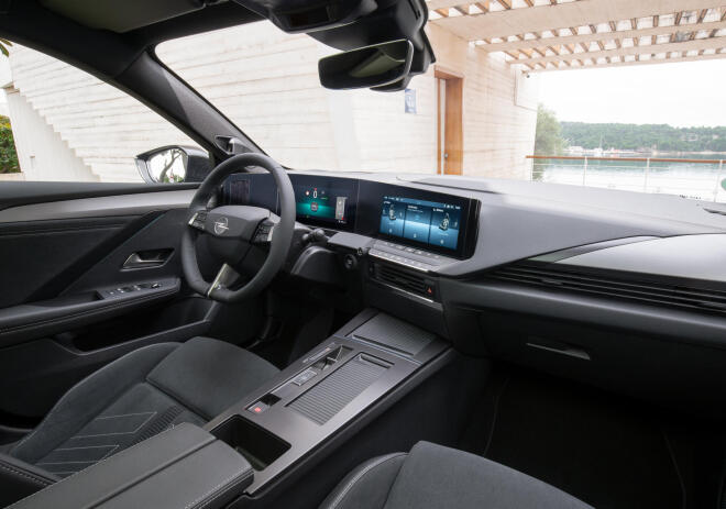 Opel Astra: «Αστέρι» και στην άνεση 