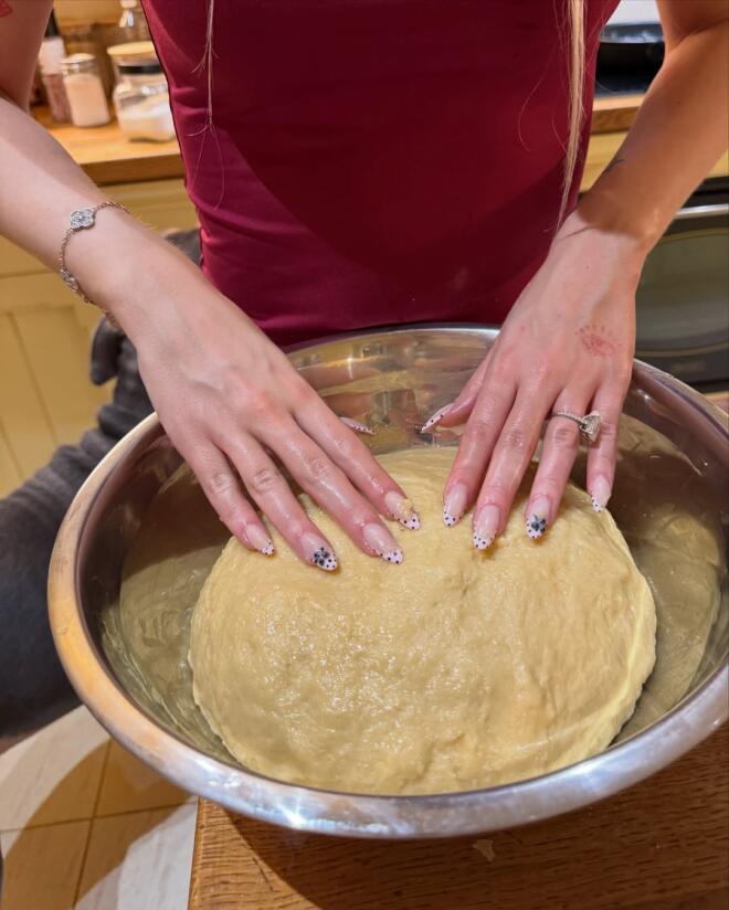 Light - Άννα Θεοδωρίδη: Φωτογραφίζονται με τον έξι μηνών γιο τους