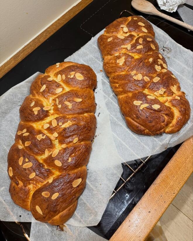 Light - Άννα Θεοδωρίδη: Φωτογραφίζονται με τον έξι μηνών γιο τους