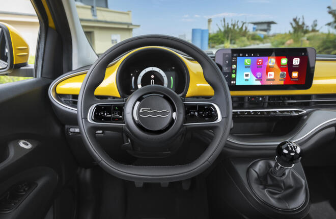 FIAT 500 Hybrid: Δείτε αναλυτικά τις εκδόσεις και τις τιμές 