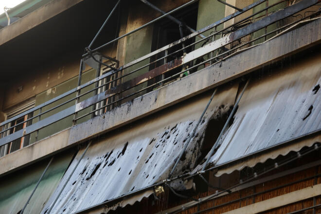 Φωτιά σε διαμέρισμα στον Κολωνό/ ΙΝΤΙΜΕ Μητρούσιας Νίκος