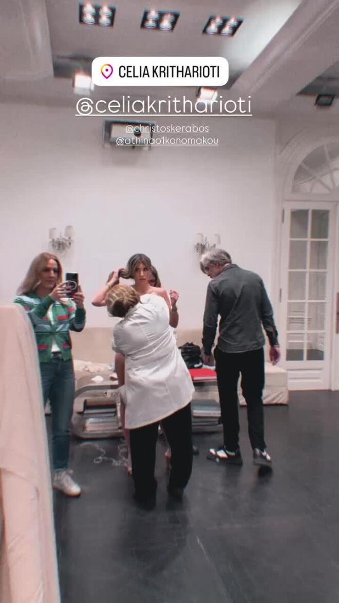 Πρώτη πρόβα νυφικού για την Αθηνά Οικονομάκου