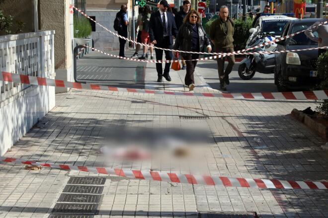 Πτώση γυναίκας από τον δεύτερο όροφο του υπουργείου Τουρισμού 1