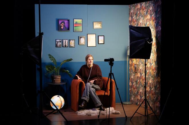 Girls & Boys - Είδαμε την παράσταση με τη Νατάσα Εξηνταβελώνη