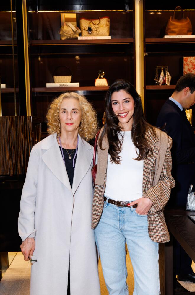 Η Demy με τη μητέρα της, Ελένη Μπούμπουλη / Panoulis