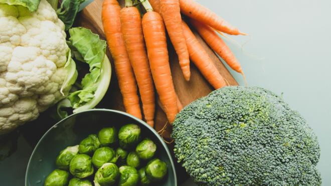 Η υιοθέτηση μίας ισορροπημένης διατροφής είναι απαραίτητη, όσον αφορά στην αντιμετώπιση και την πρόληψη της υπέρτασης / Φωτογραφία: Unsplash.com