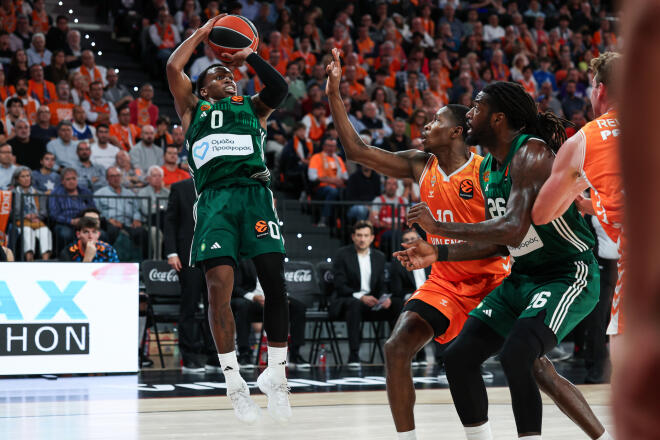 Στιγμιότυπο από τον πρώτο αγώνα του Παναθηναϊκού στην έδρα της Βαλένθια/ Eurokinissi