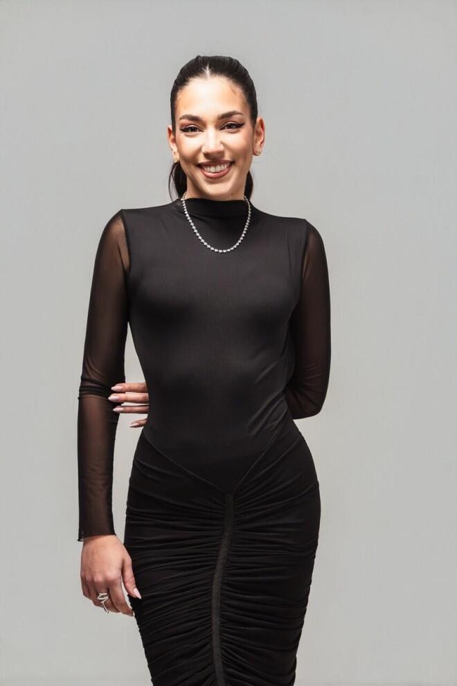  Λίνα Αλατζίδου