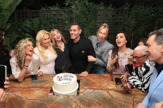 Τα γενέθλια του Νίκου Γεωργιάδη/ NDP ΝΙΚΟΣ ΖΟΤΟΣ