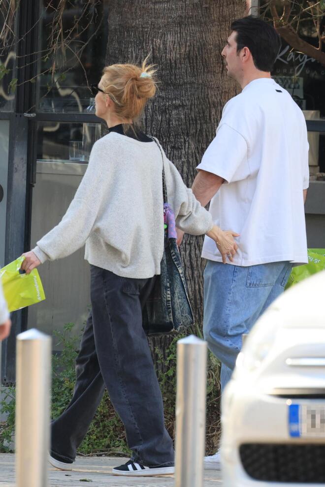 Παπαδημητρίου- Γεροντιδάκης: Βόλτα χέρι- χέρι στη Γλυφάδα