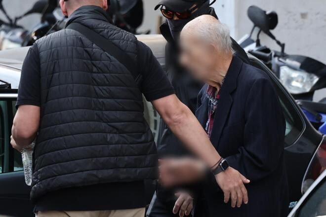 89χρονος πιστολέρο