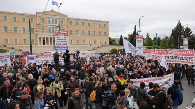 Εργατική Πρωτομαγιά: Συγκεντρώση στο Σύνταγμα/ ΙΝΤΙΜΕ Λιάκος Γιάννης