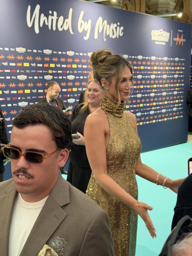 Eurovision 2026: Η Delta Goodrem «έκλεψε» τις εντυπώσεις στο Τιρκουάζ Χαλί / Φωτογραφία star.gr