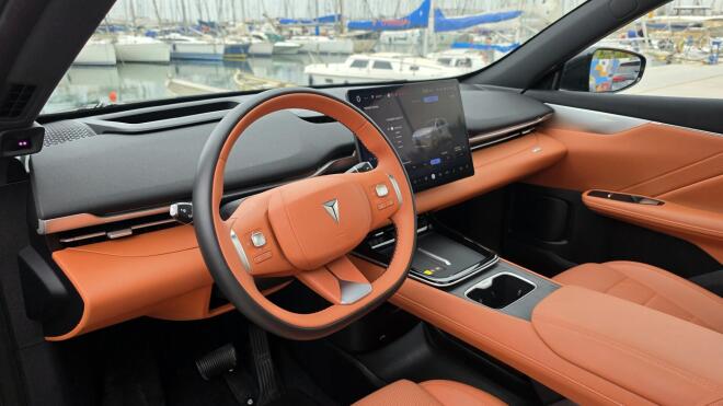 Τest drive: Δοκιμάζουμε το νέο Changan Deepal S05 272 PS Panorama  