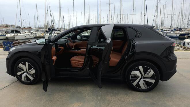 Τest drive: Δοκιμάζουμε το νέο Changan Deepal S05 272 PS Panorama