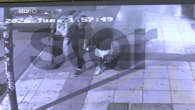 Κυψέλη: Η στιγμή που άνδρας επιτίθεται σε 8χρονη και τη μητέρα της