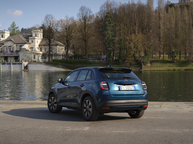 FIAT 600: Νέα έκδοση με 20.990 ευρώ και 8 χρόνια εργοστασιακή εγγύηση