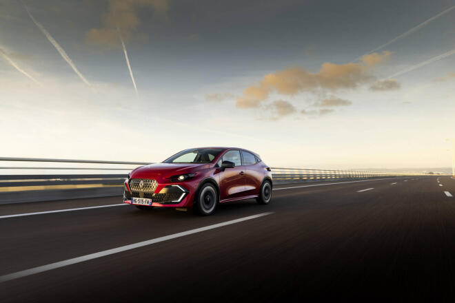 Renault Clio EcoG TURBO 120 EDC: Κορυφαια οικονομία  με bi-fuel κινητήρα 