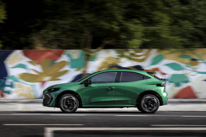 Renault Clio EcoG TURBO 120 EDC: Κορυφαια οικονομία  με bi-fuel κινητήρα 