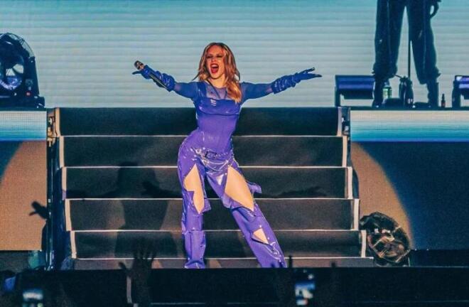 Kylie Minogue - Σοκαριστική αποκάλυψη: «Το '21 διαγνώστηκα ξανά με καρκίνο»