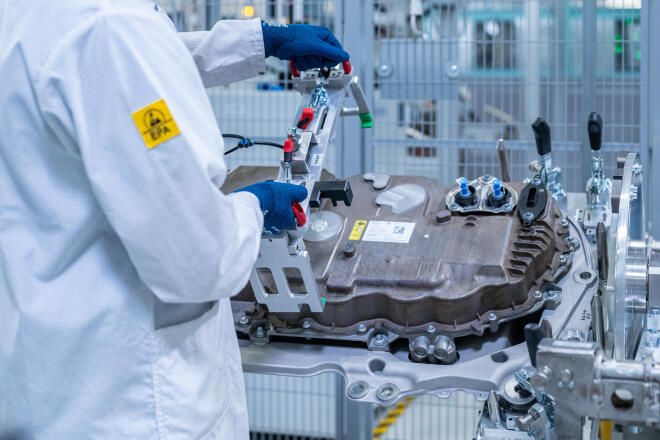 BMW Group: Που θα κατασκευάζεται βασικό εξάρτημα για το σύστημα κίνησης με υδρογόνο
