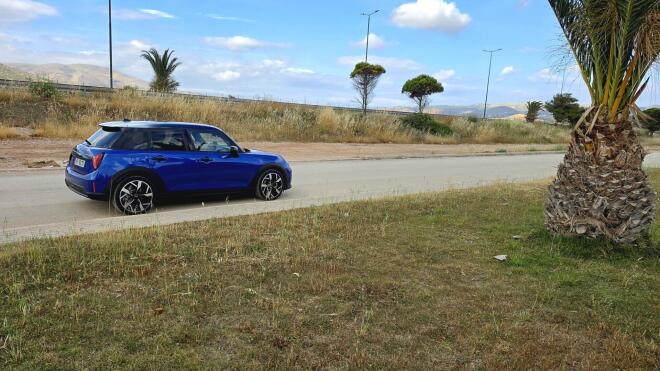 Οδηγούμε το πεντάθυρο MINI 1,5 με τους 156 ίππους