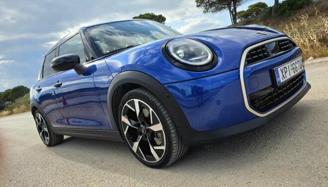 Οδηγούμε το πεντάθυρο MINI 1,5 με τους 156 ίππους