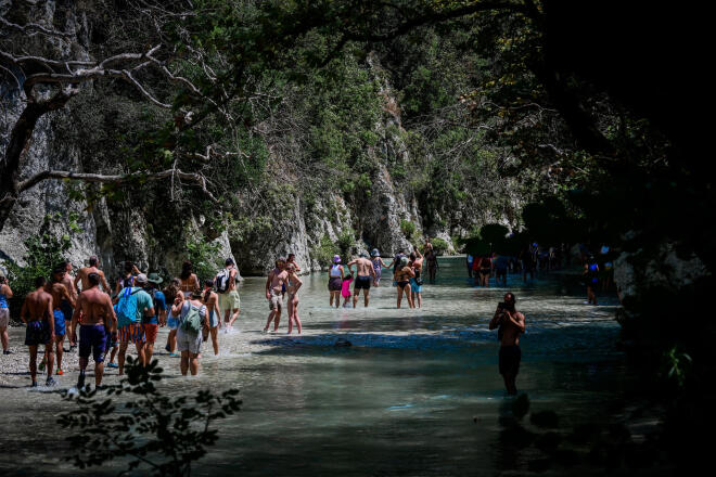 Σύμφωνα με το ΙΕΛΚΑ οι περισσότεροι Έλληνες που θα κάνουν φέτος διακοπές θα είναι φειδωλοί στα έξοδά τους - Eurokinissi