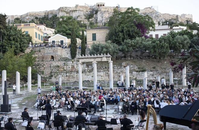 Δημήτρης Παπαδημητρίου: Όσα έγιναν στη συναυλία του στη Ρωμαϊκή Αγορά
