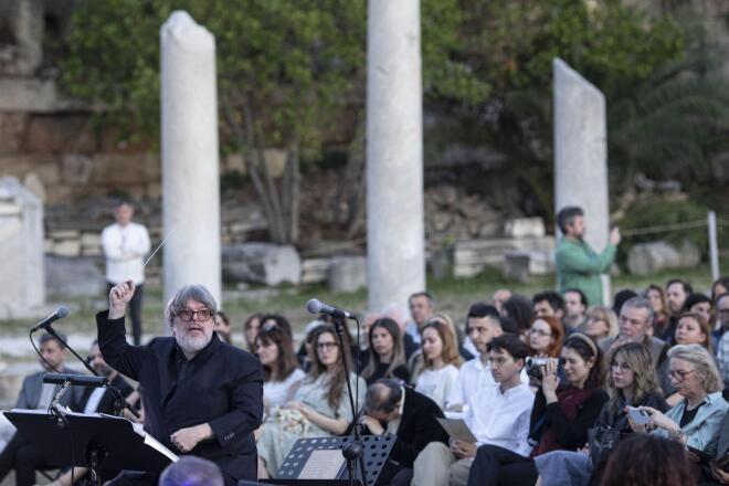 Δημήτρης Παπαδημητρίου: Όσα έγιναν στη συναυλία του στη Ρωμαϊκή Αγορά