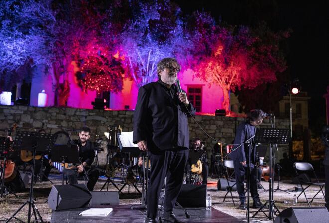 Δημήτρης Παπαδημητρίου: Όσα έγιναν στη συναυλία του στη Ρωμαϊκή Αγορά