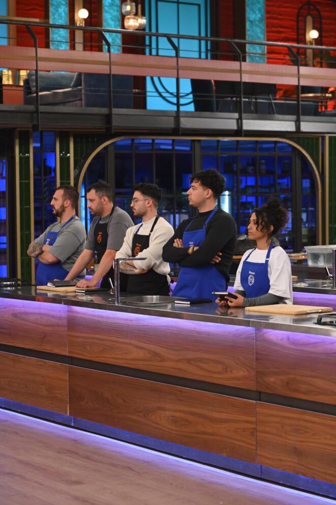 MasterChef: Θα καταφέρει η κόκκινη μπριγάδα τρίτη συνεχόμενη νίκη;
