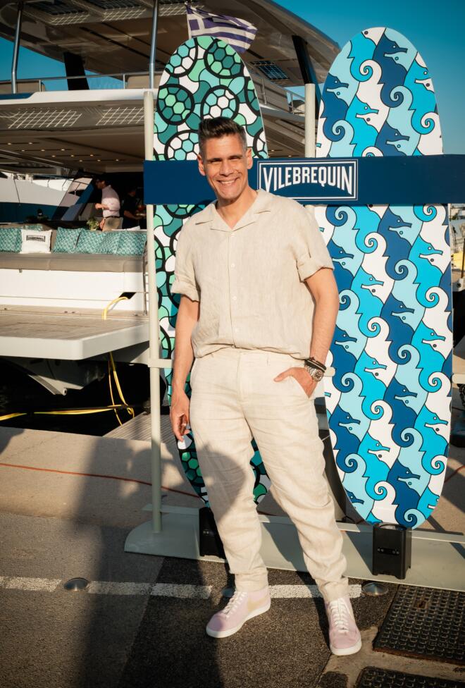 «Καλοκαιρινό chic»: Οι εμφανίσεις των celebrities σε event πάνω σε θαλαμηγό