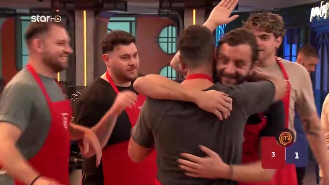 MasterChef: Νίκη κατά κράτος της κόκκινης μπριγάδας στην πρώτη δοκιμασία της «μητέρας των μαχών»