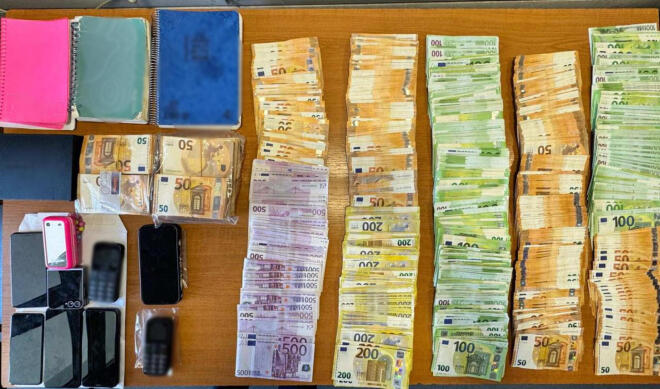 εξάρθρωση κυκλώματος, τα μέλη του οποίου φέρεται να εκμεταλλεύονταν θέσεις ευθύνης σε πολεοδομίες