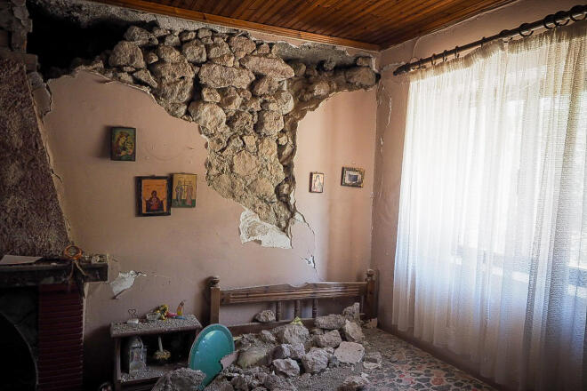 Από σήμερα ξεκινούν οι αυτοψίες στα κτίρια που υπέστησαν ζημιές από τον σεισμό στην Εύβοια - Eurokinissi