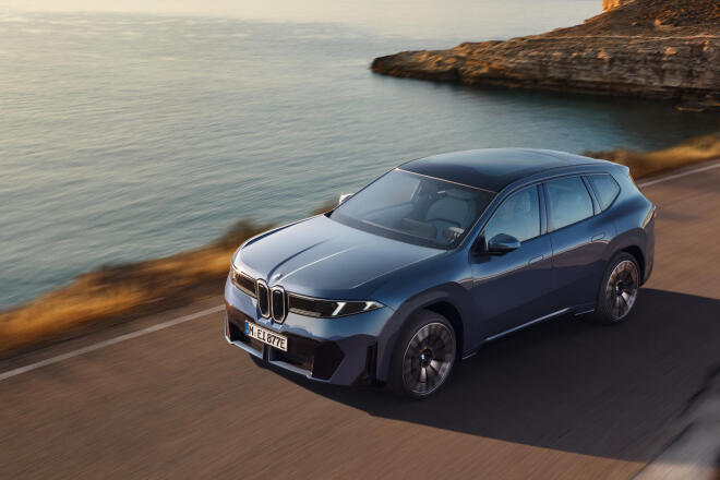 BMW iX3: Τι καινούργιο φέρνει