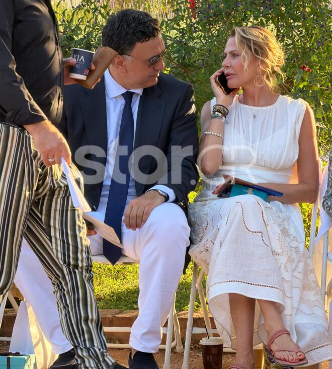 Ο Βασίλης Κικίλιας κι η Τζένη Μπαλατσινού front row στο Hautes Grecians